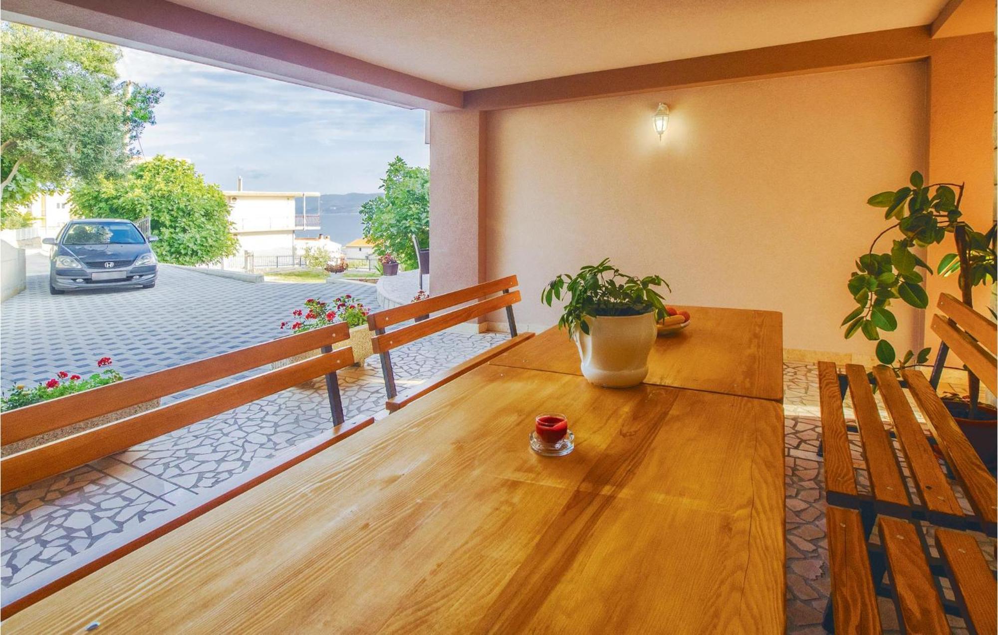 2 Bedroom Awesome Apartment In Mali Rat Sumpetar Εξωτερικό φωτογραφία